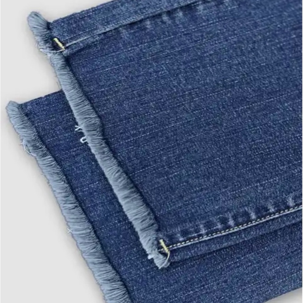 Flamingals distressed  Women's Jeans - Picture 3 of 4